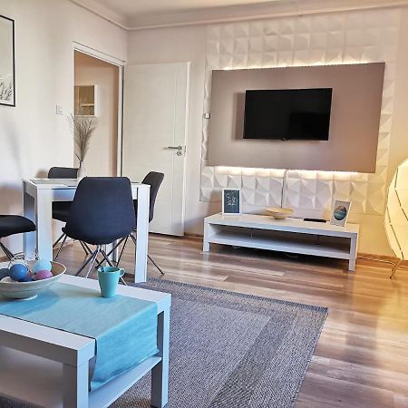 Central Home Apartment In The City Center เอ็กเกอร์ ภายนอก รูปภาพ