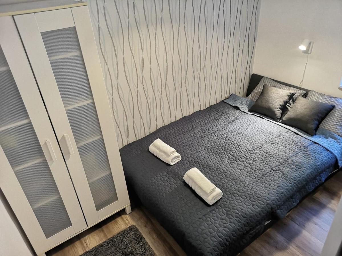 Central Home Apartment In The City Center เอ็กเกอร์ ภายนอก รูปภาพ