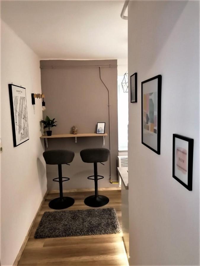 Central Home Apartment In The City Center เอ็กเกอร์ ภายนอก รูปภาพ