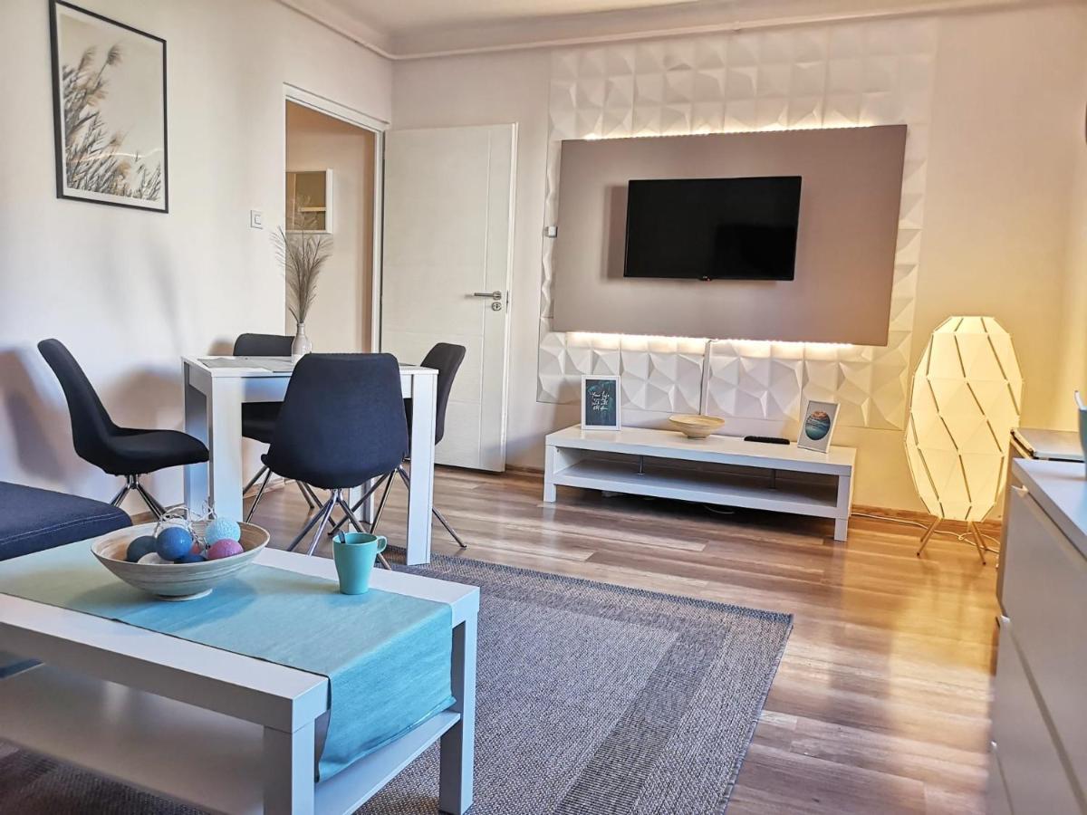 Central Home Apartment In The City Center เอ็กเกอร์ ภายนอก รูปภาพ